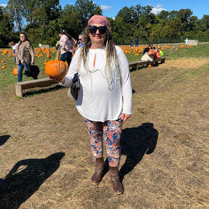 Meet your Posher, Elizabeth